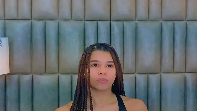 Snapshot of TiaraRosse chatting on 10, 2, 2026 TiaraRosse online show from 10, 2, 2026