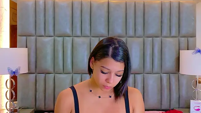 Snapshot of TiaraRosse chatting on 24, 2, 2026 TiaraRosse online show from 24, 2, 2026