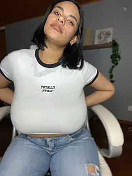 Snapshot of Isabella_boobd chatting on 3, 1, 2025 Isabella boobd online show from 3, 1, 2025