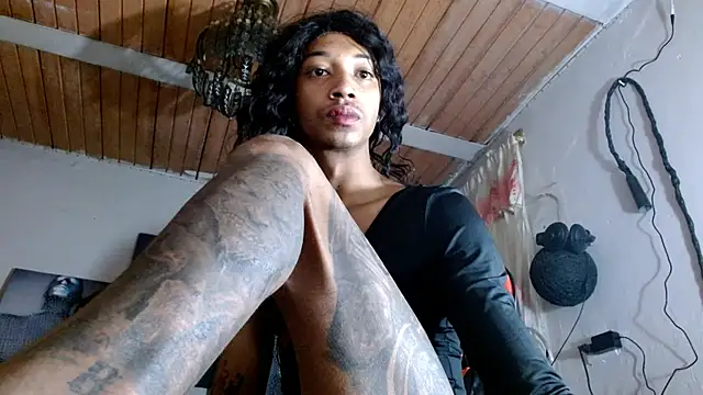 Snapshot of Maidi_ chatting on 8, 10, 2025 Maidi online show from 8, 10, 2025