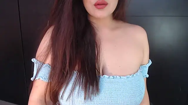 Snapshot of AdharaLujan chatting on 21, 3, 2025 AdharaLujan online show from 21, 3, 2025