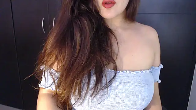 AdharaLujan online show from 25, 9, 2025