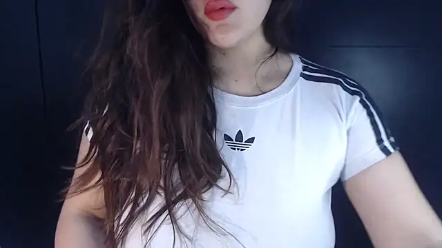 Snapshot of AdharaLujan chatting on 19, 1, 2026 AdharaLujan online show from 19, 1, 2026