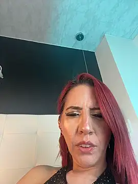 Aixa hill1 online show from 27, 10, 2025