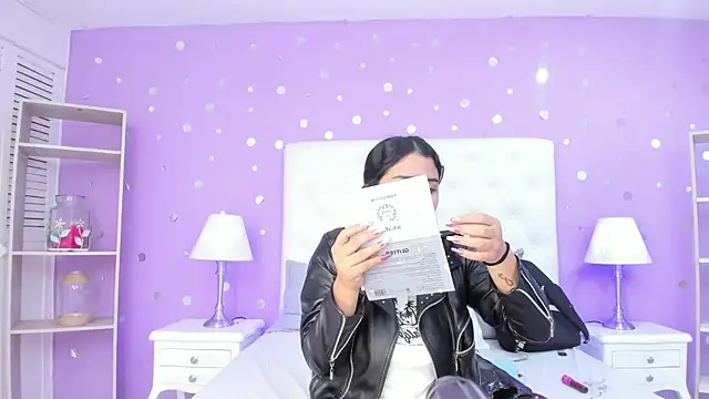 Snapshot of scarlette_15_ chatting on 29, 11, 2025 scarlette 15 online show from 29, 11, 2025