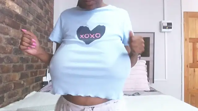 Snapshot of Wettitiesxxx chatting on 3, 12, 2025 Wettitiesxxx online show from 3, 12, 2025