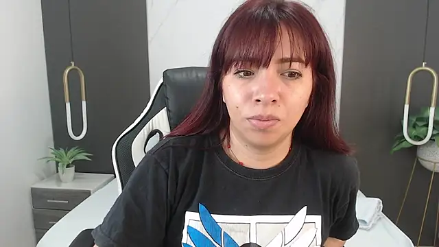 alma fenix online show from 13, 1, 2025