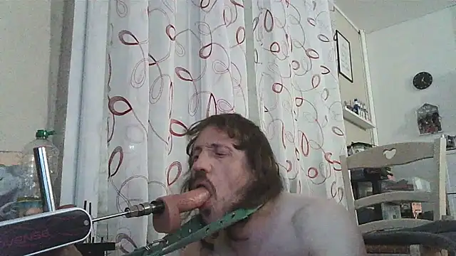 Snapshot of cyril020202 chatting on 19, 5, 2026 cyril020202 online show from 19, 5, 2026