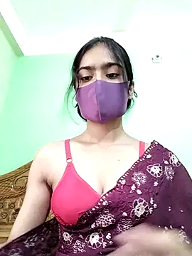 Snapshot of Arisha- chatting on 17, 5, 2026 Arisha- online show from 17, 5, 2026