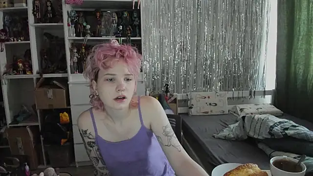 School Love online show from 22, 3, 2026