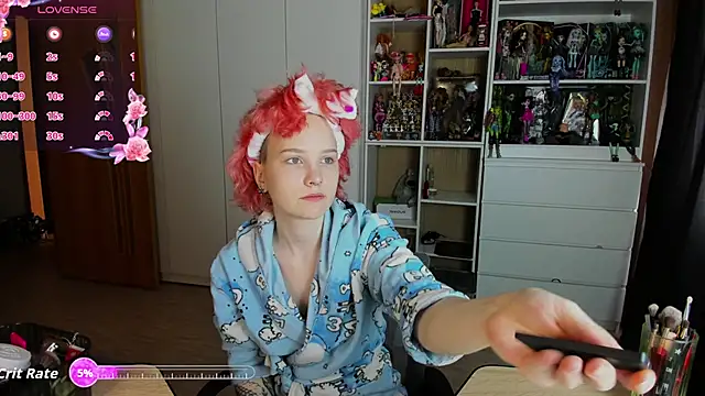 School Love online show from 24, 4, 2026