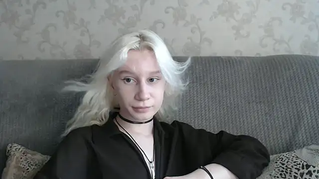 Snapshot of EnigmaSee chatting on 6, 7, 2026 EnigmaSee online show from 6, 7, 2026