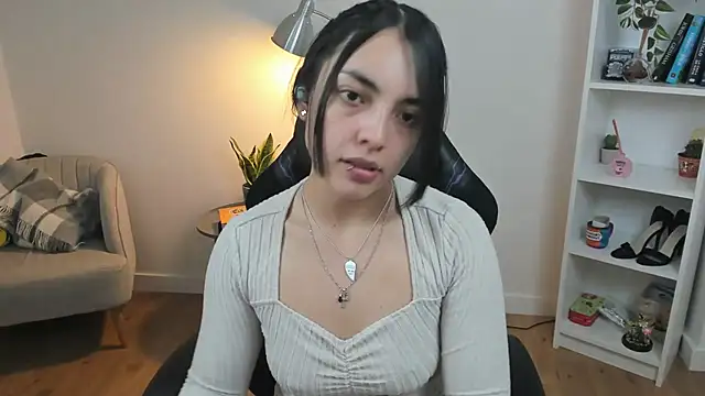  BellaEvans  online show from 12, 3, 2025