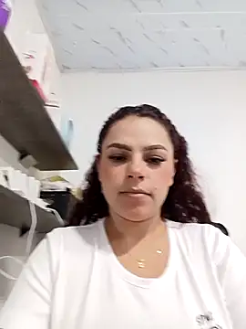 Mommy-Hot online show from 17, 2, 2026