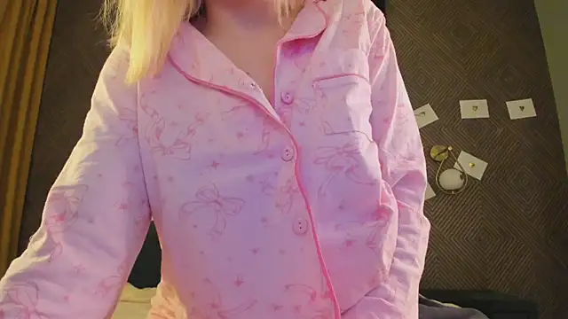 Anna Robinson online show from 18, 5, 2026