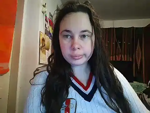 Cora Maro online show from 10, 11, 2025