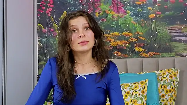 Snapshot of MadameDeFeu chatting on 18, 2, 2025 MadameDeFeu online show from 18, 2, 2025