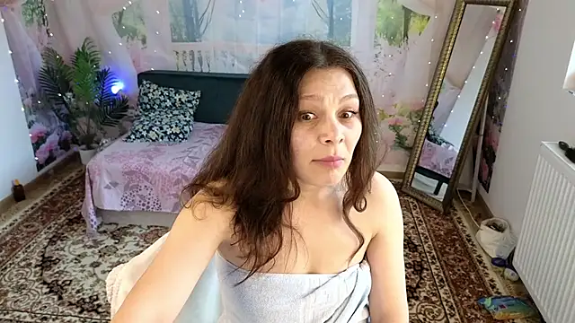 MadameDeFeu online show from 3, 6, 2026