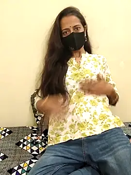 Snapshot of indian_yourshreya69 chatting on 17, 10, 2025 indian yourshreya69 online show from 17, 10, 2025