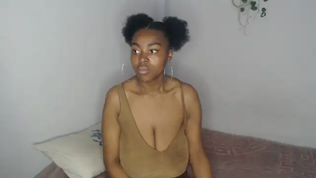 Snapshot of lyssyhorny chatting on 16, 11, 2025 lyssyhorny online show from 16, 11, 2025