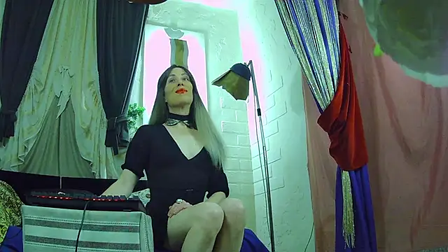 Snapshot of Mary_Loon chatting on 23, 11, 2025 Mary Loon online show from 23, 11, 2025