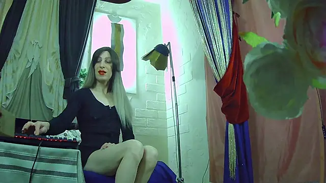 Snapshot of Mary_Loon chatting on 7, 1, 2026 Mary Loon online show from 7, 1, 2026