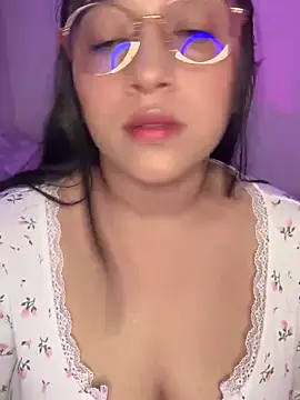 Snapshot of cata_megan chatting on 14, 2, 2025 cata megan online show from 14, 2, 2025