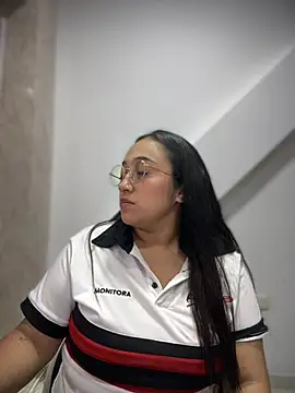 Snapshot of cata_megan chatting on 21, 2, 2025 cata megan online show from 21, 2, 2025