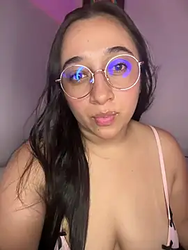 Snapshot of cata_megan chatting on 9, 3, 2025 cata megan online show from 9, 3, 2025