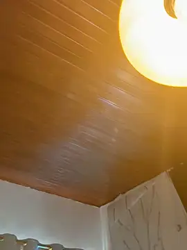 emmily d online show from 15, 4, 2026