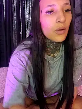 Snapshot of Nicole420squirt chatting on 23, 12, 2024 Nicole420squirt online show from 23, 12, 2024