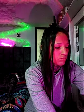 Snapshot of Nicole420squirt chatting on 22, 9, 2025 Nicole420squirt online show from 22, 9, 2025