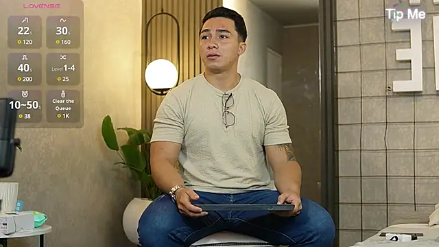 Ryan Hunt online show from 5, 1, 2025