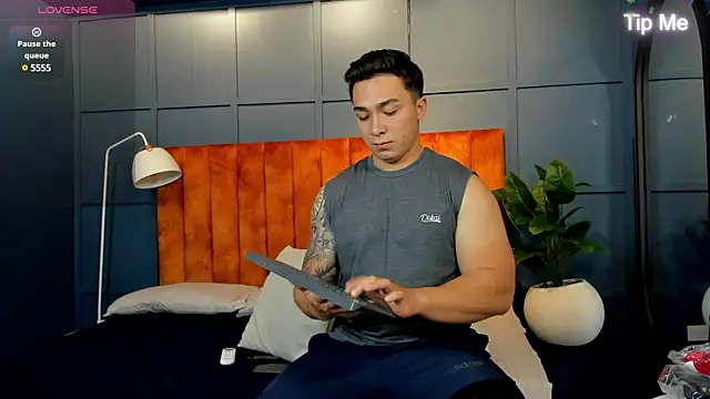 Ryan Hunt online show from 5, 2, 2025