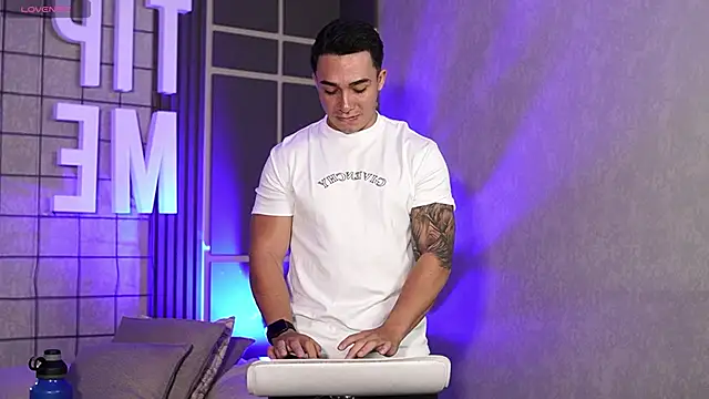 Ryan Hunt online show from 26, 10, 2025