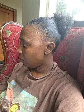 Snapshot of YourDreamLady22 chatting on 15, 2, 2025 YourDreamLady22 online show from 15, 2, 2025