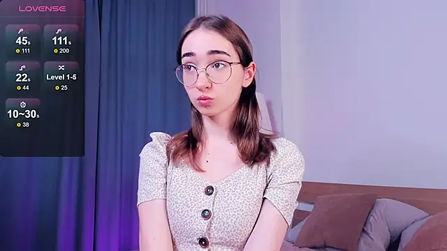 Snapshot of PollyBeev chatting on 17, 1, 2025 PollyBeev online show from 17, 1, 2025