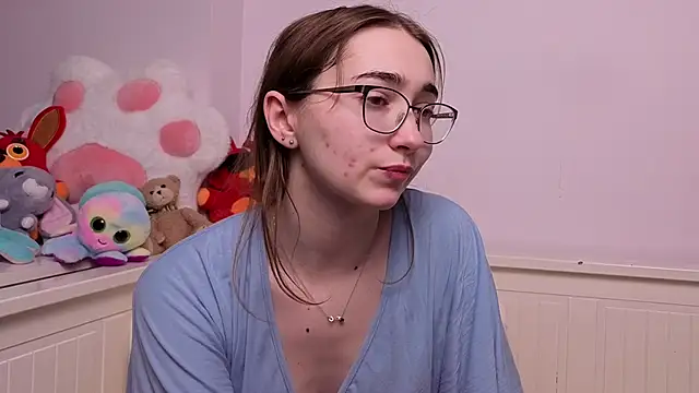Snapshot of PollyBeev chatting on 16, 6, 2026 PollyBeev online show from 16, 6, 2026