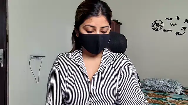 Snapshot of Hoty-Shivangi chatting on 27, 2, 2026 Hoty-Shivangi online show from 27, 2, 2026