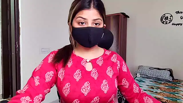 Snapshot of Hoty-Shivangi chatting on 28, 2, 2026 Hoty-Shivangi online show from 28, 2, 2026