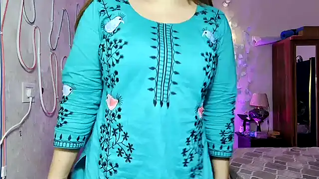 Snapshot of Hoty-Shivangi chatting on 17, 7, 2026 Hoty-Shivangi online show from 17, 7, 2026