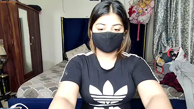 Snapshot of Hoty-Shivangi chatting on 4, 8, 2026 Hoty-Shivangi online show from 4, 8, 2026