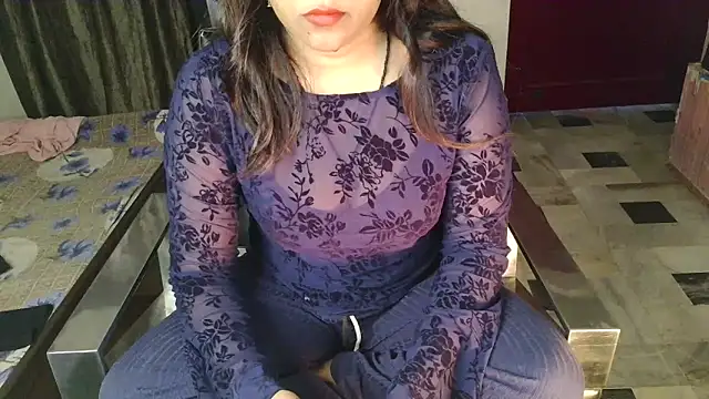 aarushi sharmaa online show from 16, 12, 2025