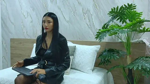 coniie jhons online show from 14, 11, 2025