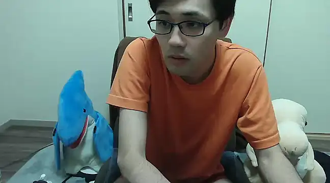 Snapshot of ryusei18570 chatting on 31, 12, 2024 ryusei18570 online show from 31, 12, 2024