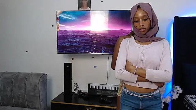 Snapshot of Zuri- chatting on 24, 11, 2025 Zuri- online show from 24, 11, 2025