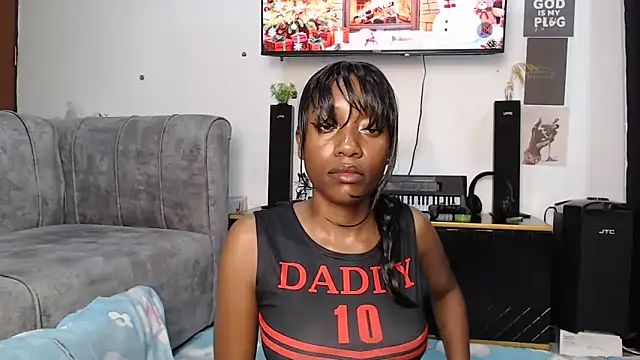 Snapshot of Zuri- chatting on 3, 12, 2025 Zuri- online show from 3, 12, 2025