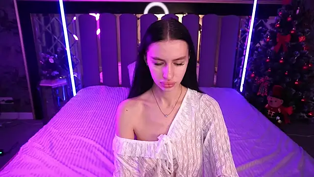 Snow WhiteeeX online show from 11, 1, 2026