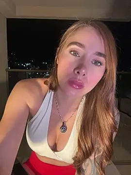 Snapshot of Lanataylor- chatting on 4, 6, 2026 Lanataylor- online show from 4, 6, 2026