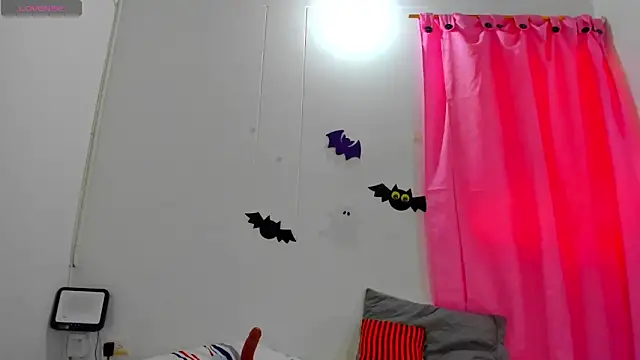 Natasha by online show from 4, 10, 2025